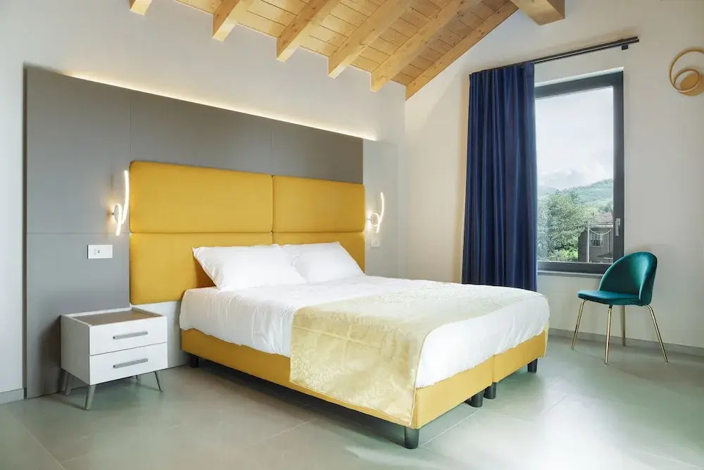 Deluxe Double room with balcony and with land view (full double bed)