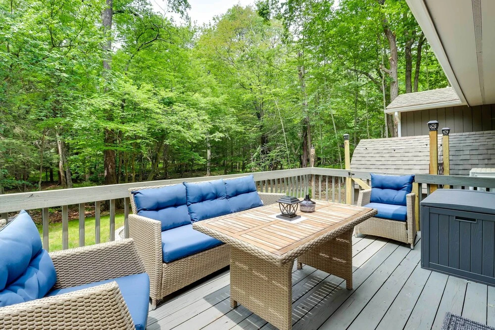 Hot Tub & Fire Pit! Gem in Big Bass Lake Community