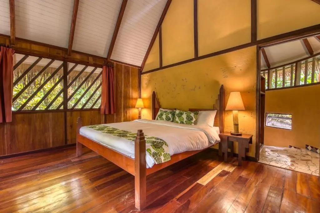 Deluxe Double room (full double bed)