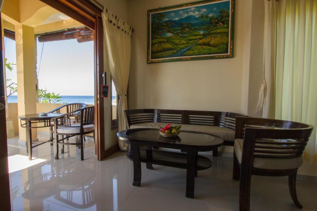 Arya Amed Beach Resort