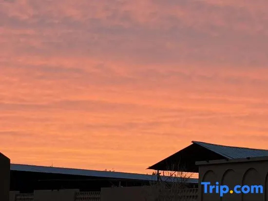 Summer Solstice・Panoramic Starry Night & Sunset River View Resort Inn (Shazhou Night Market Branch)