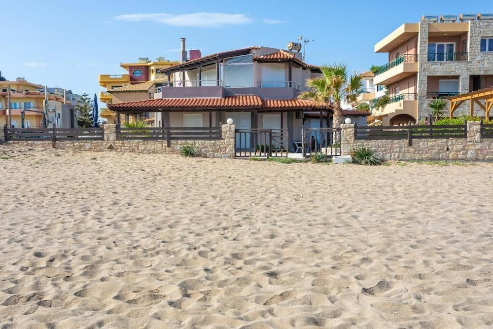 Seaside Escape Near beach DionysiaSea 1