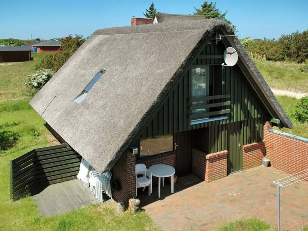 "Sharina" - 400m from the sea in Western Jutland