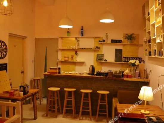 Luoyang Ancient Town Young Hostel