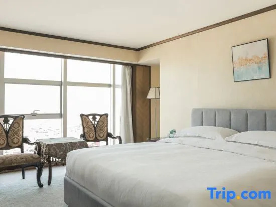 Deluxe Double room (full double bed)