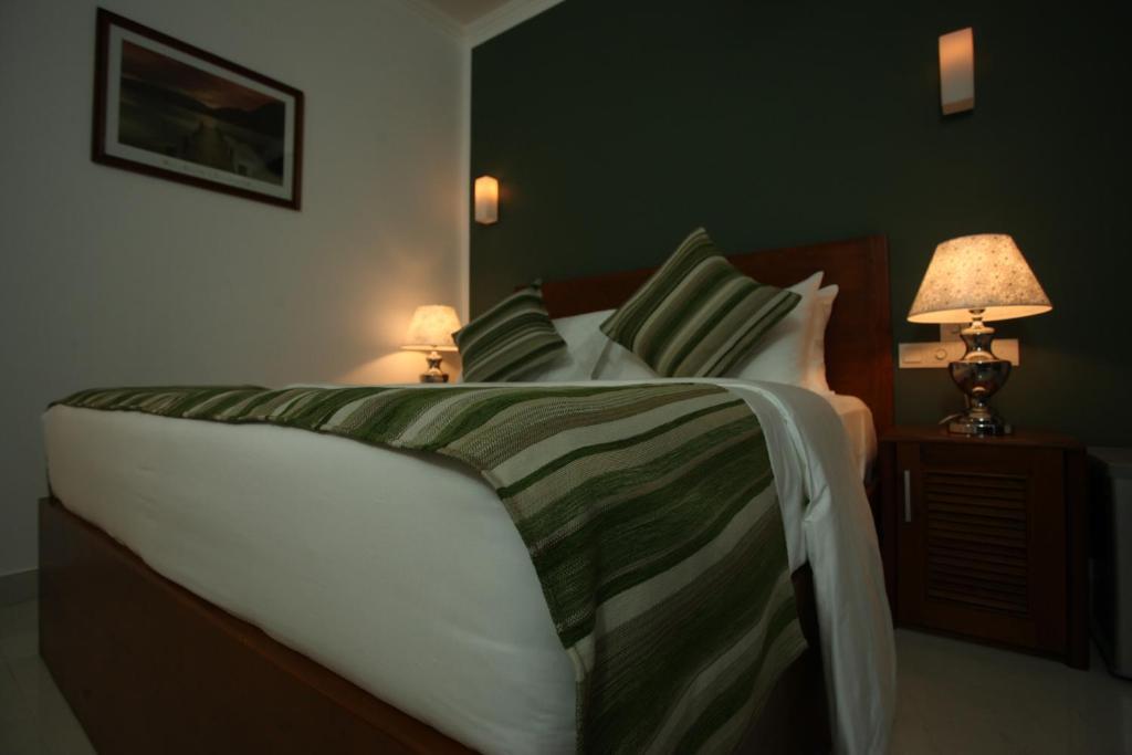 Hotel Travellers Nest