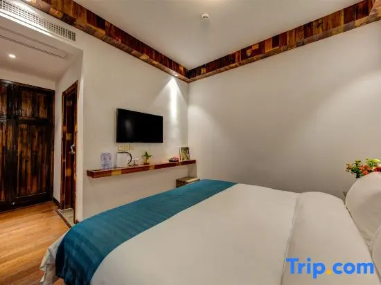 Comfort Double Suite (full double bed)