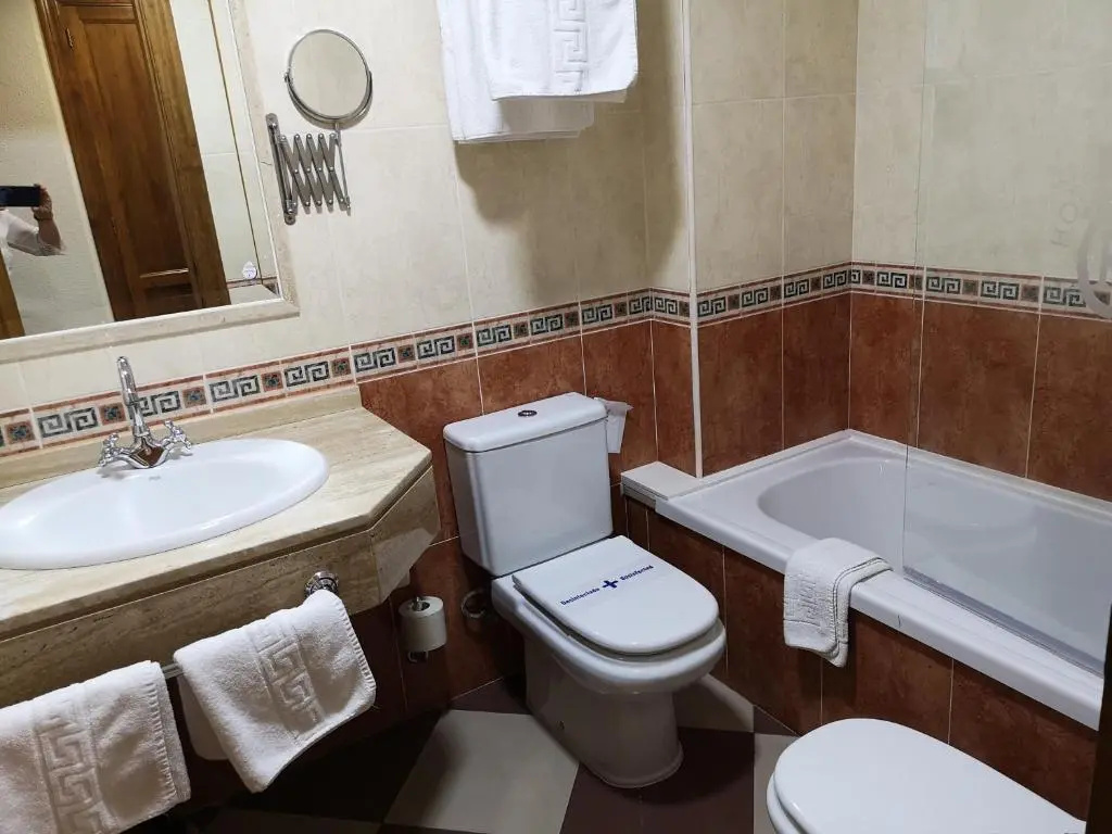 Hotel Avenida Tropical - Chambres