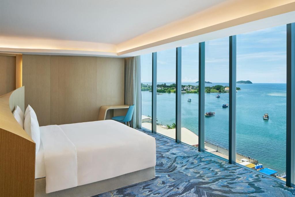 Le Meridien Kota Kinabalu