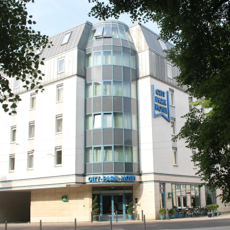 City Park Hotel
