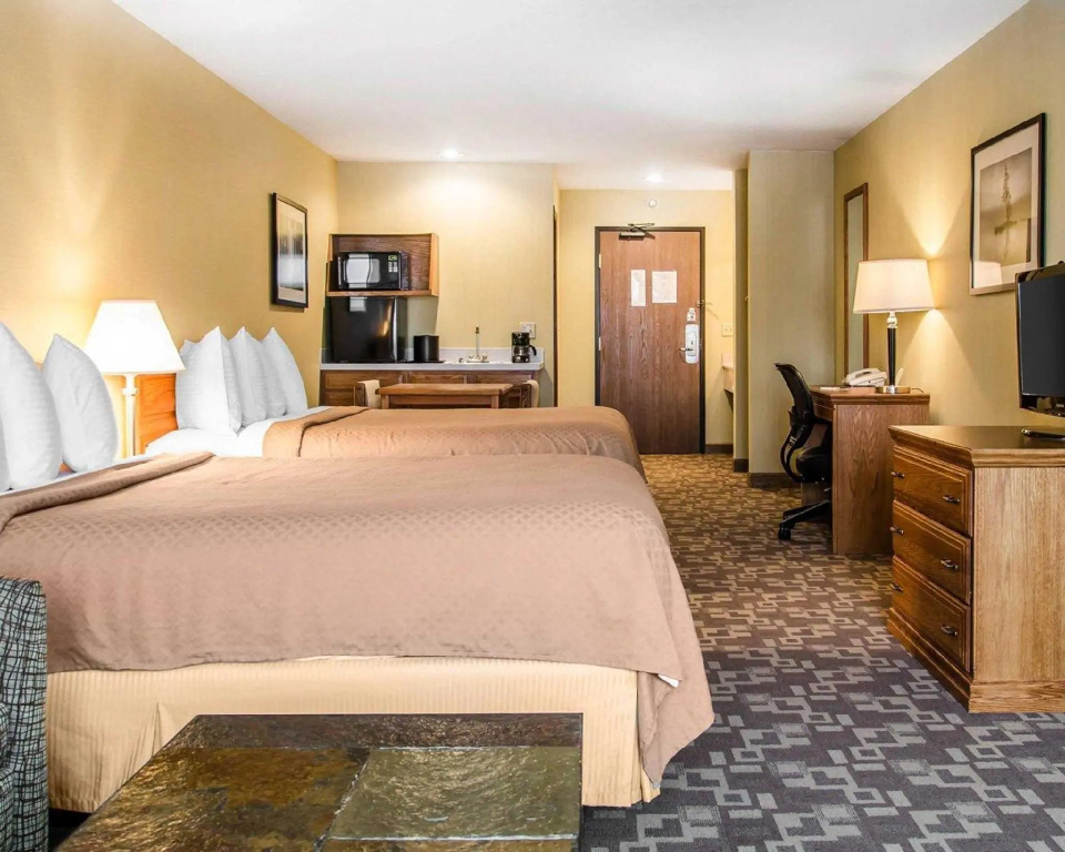 Economy room