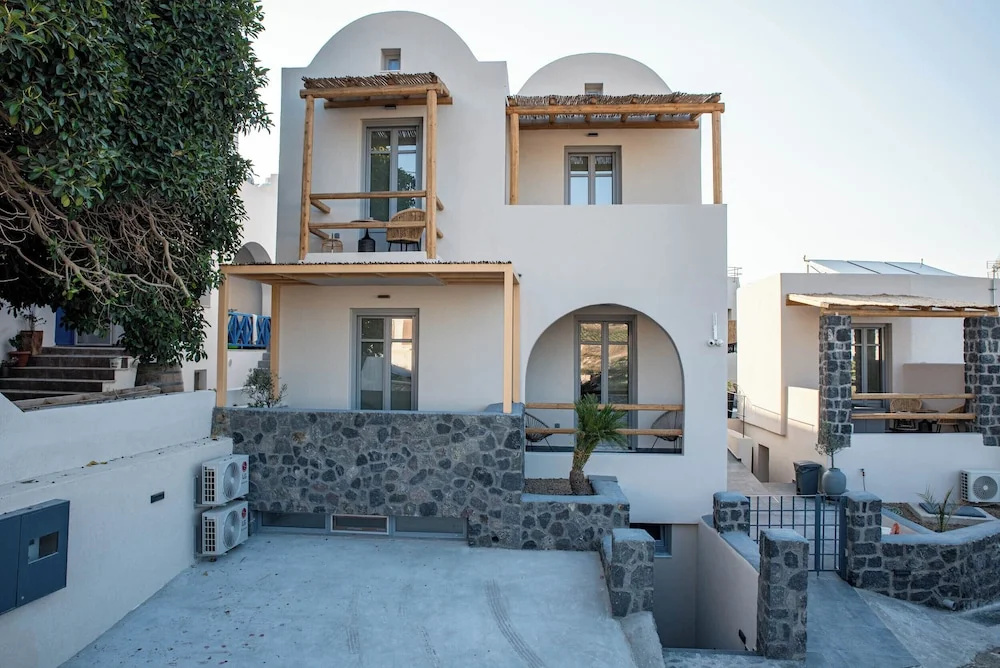 Aidani Luxurious Rooms