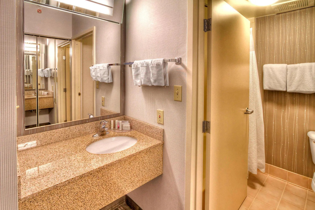 Courtyard by Marriott Burlington - Chambres