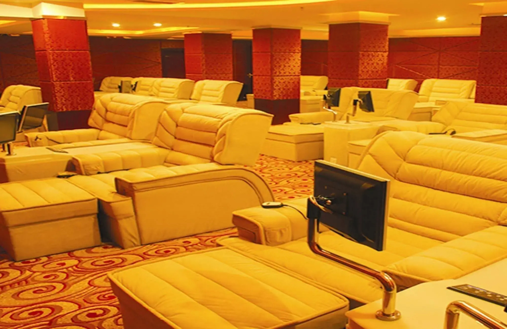 Chengde Jing Cheng Hotel - фото 12