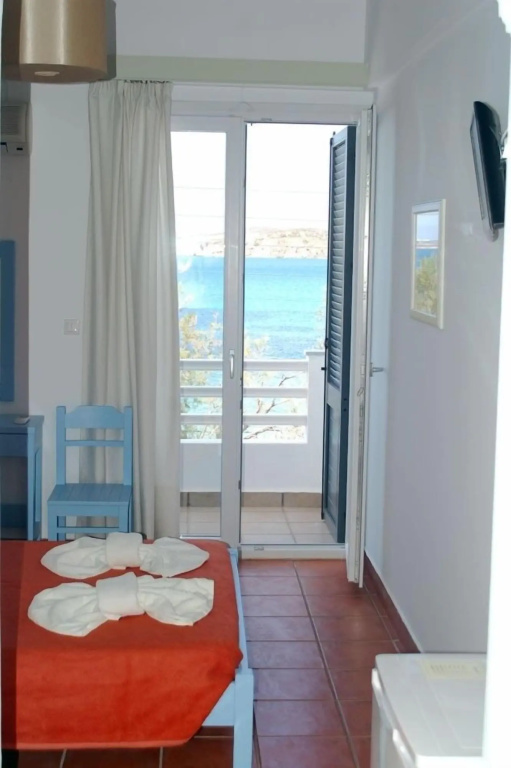 Hotel Paros — 4