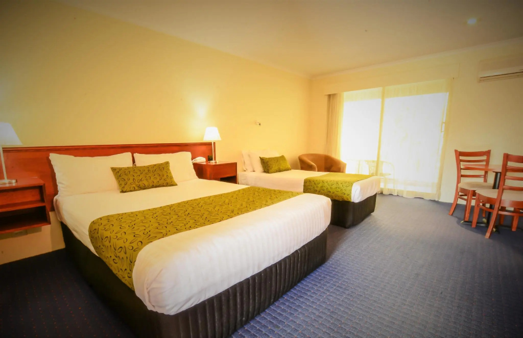 Economy Double room (twin beds)