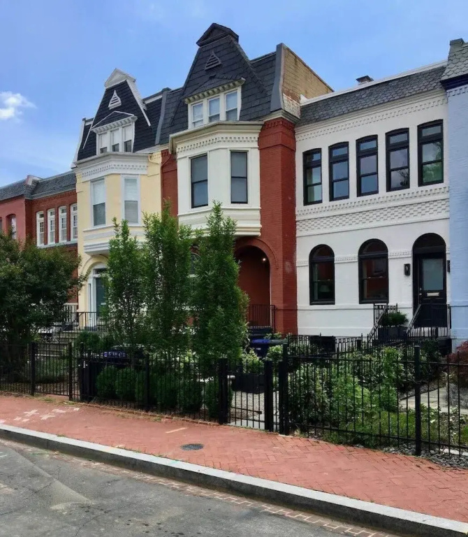 Historic Shawledroit Park Gem - 1 Bedroom on U St!