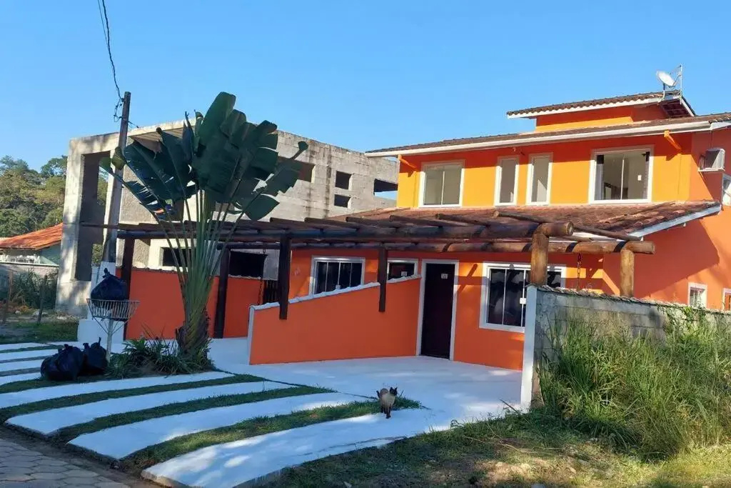 Casa 4Quartos-Condominio Mar Verde- Piscina Privativa-AR -Wiffi-Praia da MOCOCA !! Próx à divisa com UBATUBA !!!
