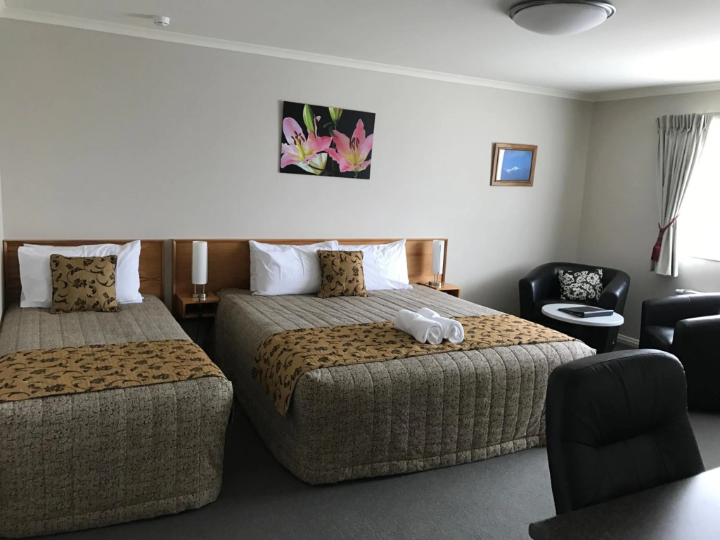 High Peaks Hotel in Fox Glacier