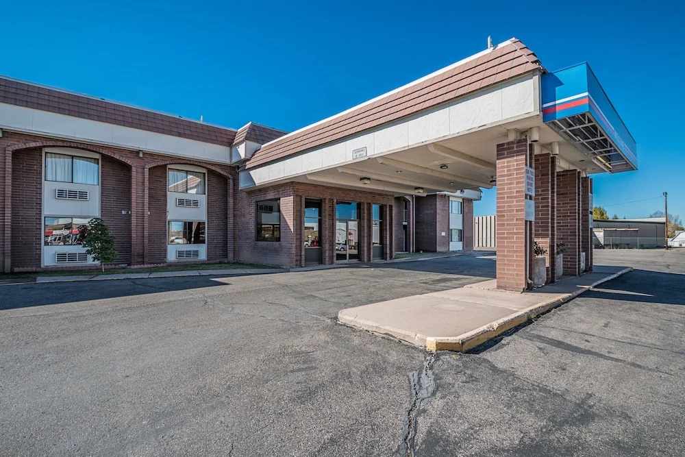 Motel 6 Evanston