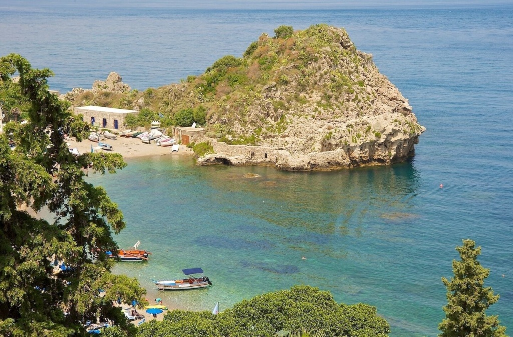 Beach & Waterfront