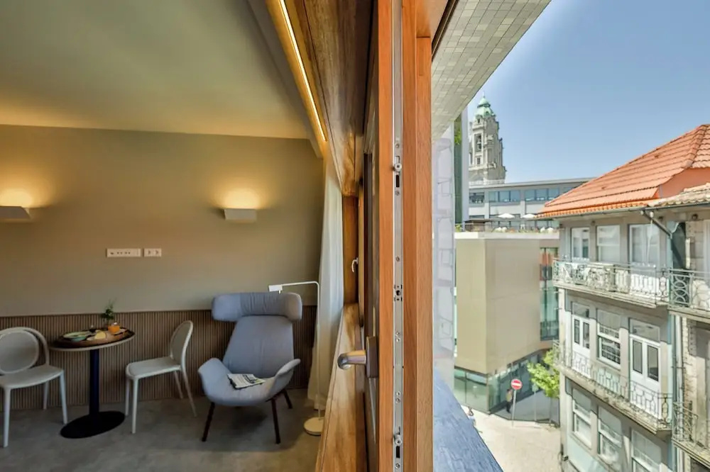 Aspasios Bonjardim Apartments