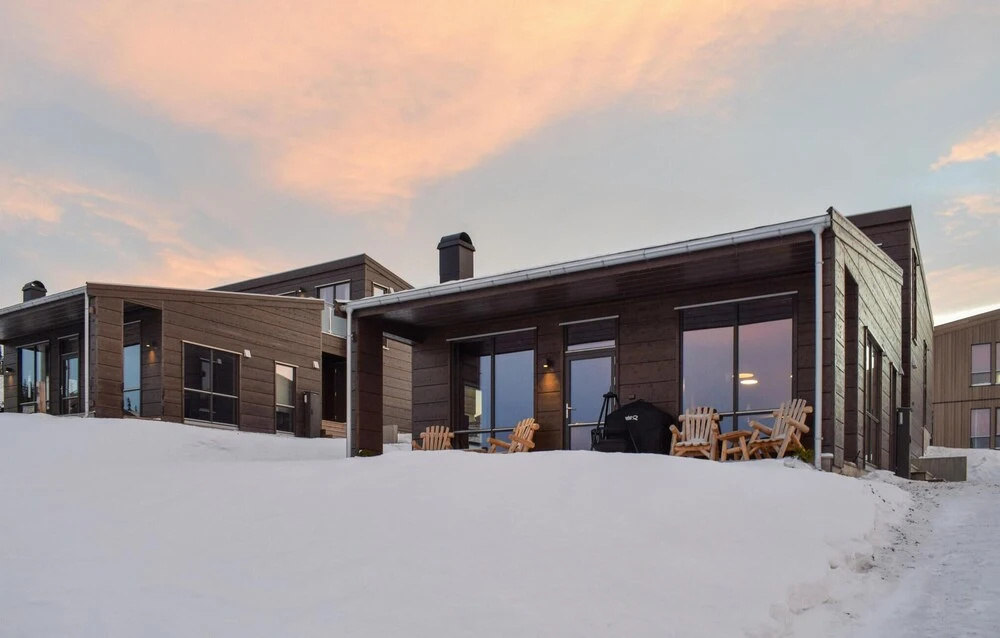 Awesome Home in Fåvang With 4 Bedrooms
