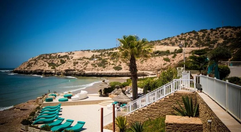 Beach & Waterfront