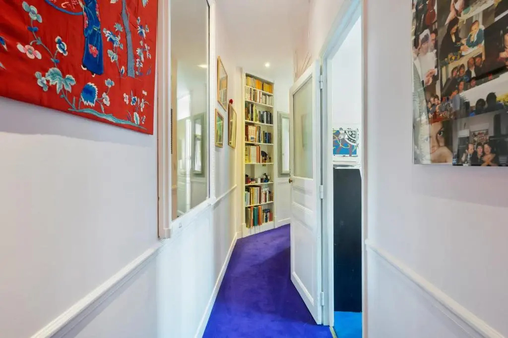 Stylish Vintage 3BR Apartment in Le Marais by GuestReady - Chambres