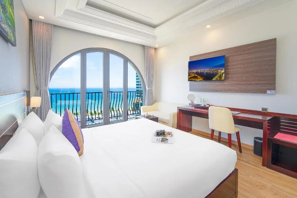2 Bedrooms Suite