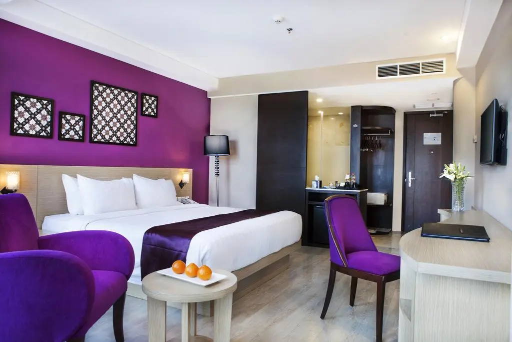Grand Edge Hotel Semarang - Tap to explore photos