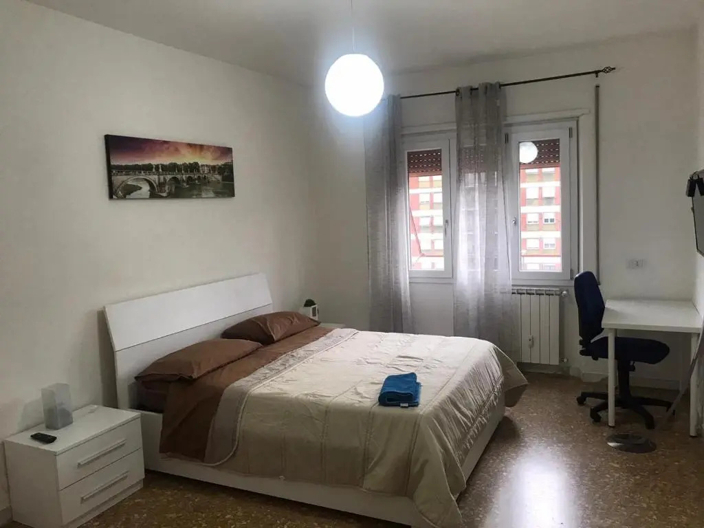 Standard Double room (full double bed)