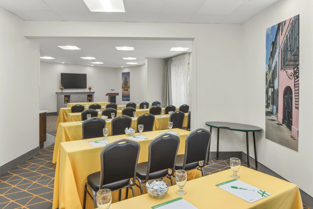 Holiday Inn Charleston Riverview by IHG - Général