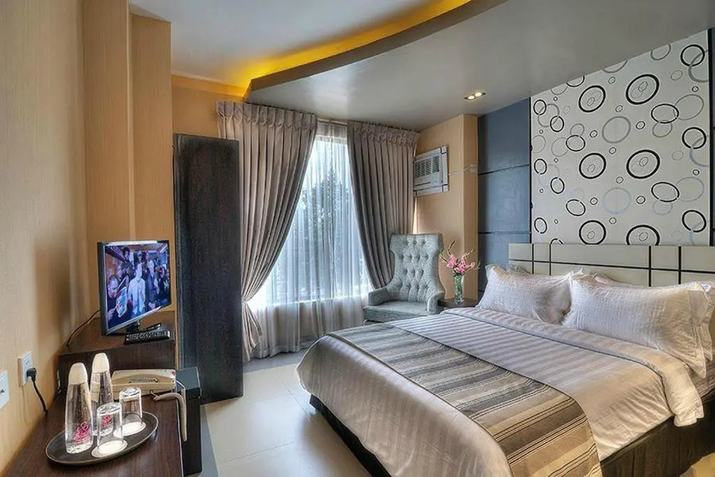 Eloisa Royal Suites - Chambres