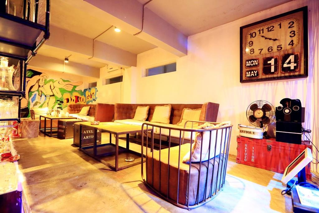 Yueba Seaside Inn