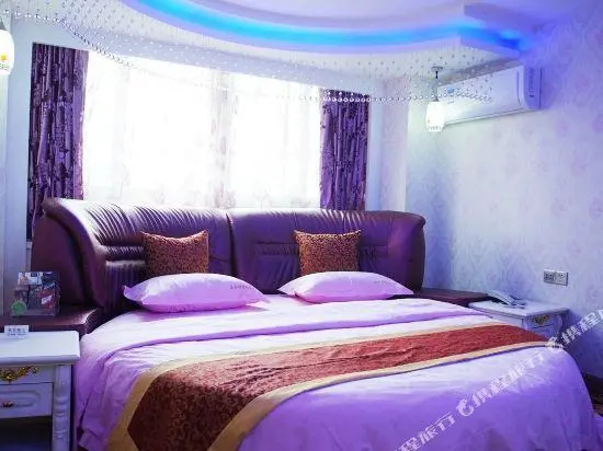 Xinjinhu Business Hotel