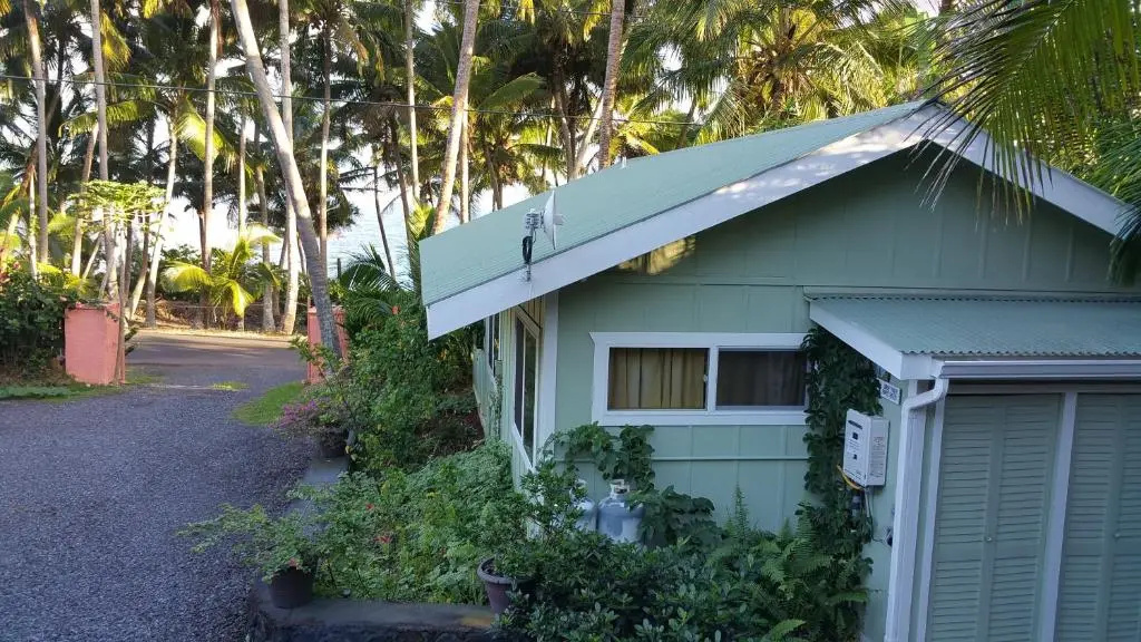 Whale House at Kehena Beach - Photo 1