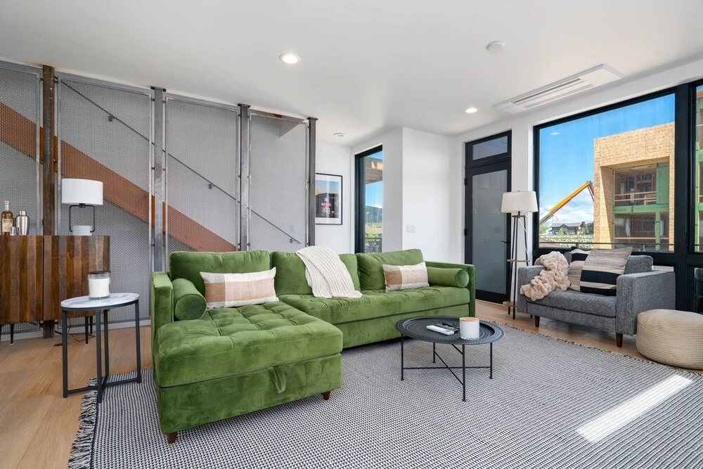 2910 Urban Street 4 Bedroom Home by Redawning