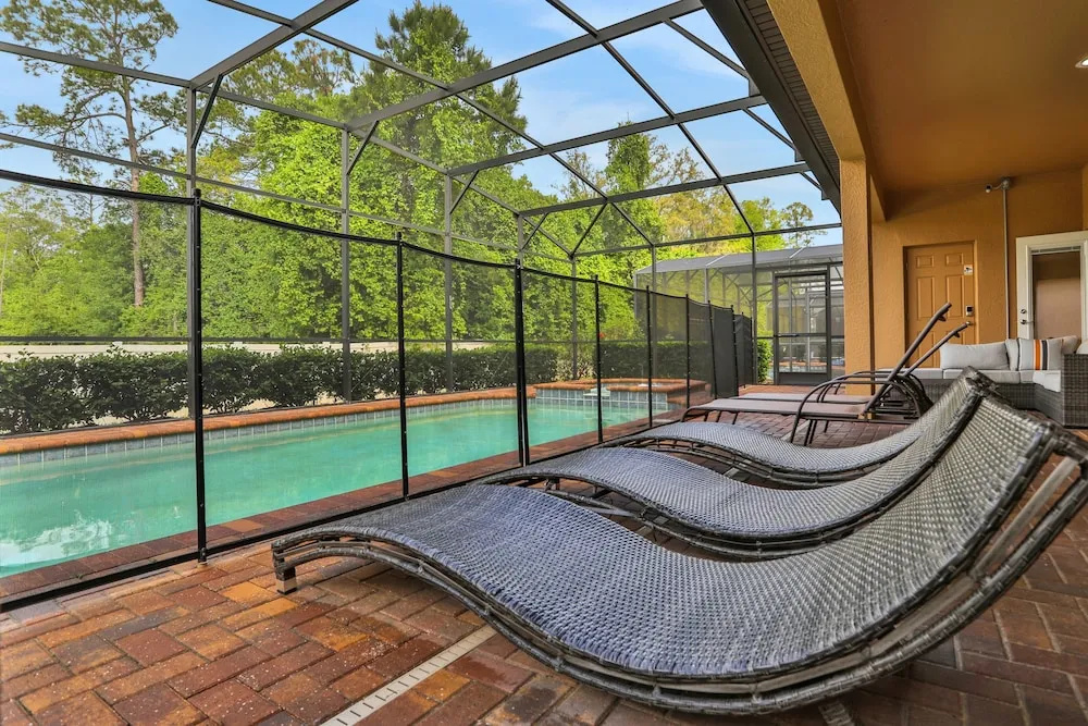 Well-stocked Home With Game Room, Enclosed Pool, Patio, & Child-friendly Items