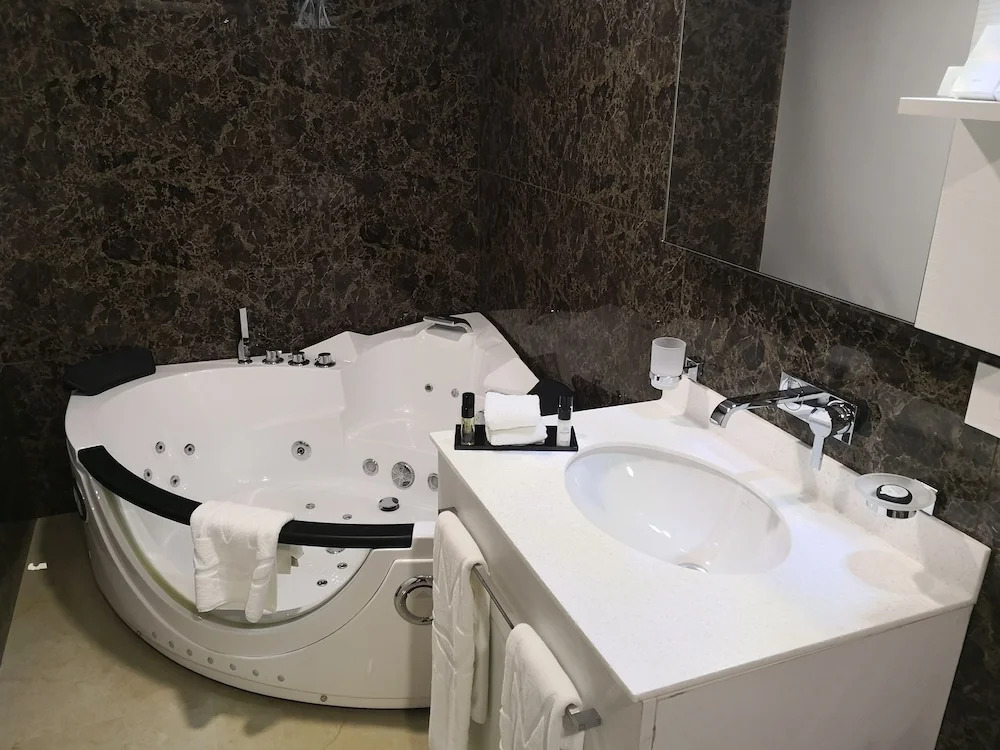 Maximus Hotel Byblos - фото 8