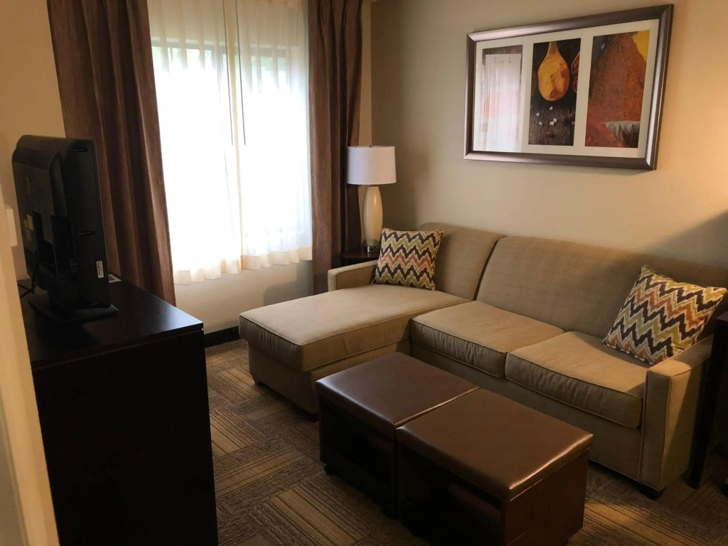 Staybridge Suites Grand Rapids-Kentwood by IHG - фото 48