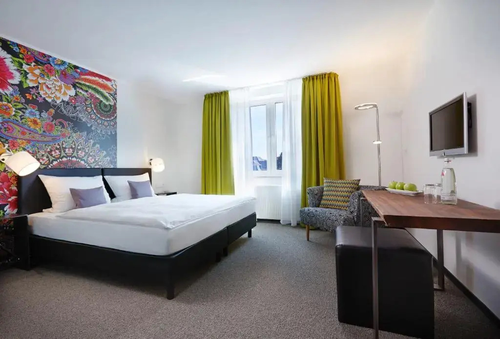 Standard Double room (full double bed)