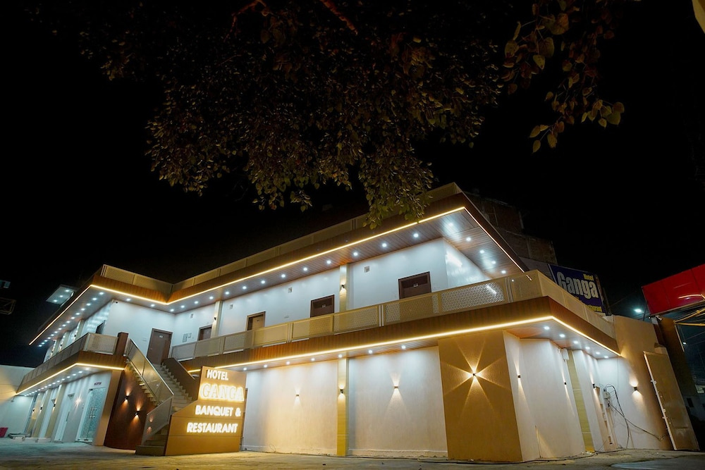 Hotel Ganga Banquet And Restaurant
