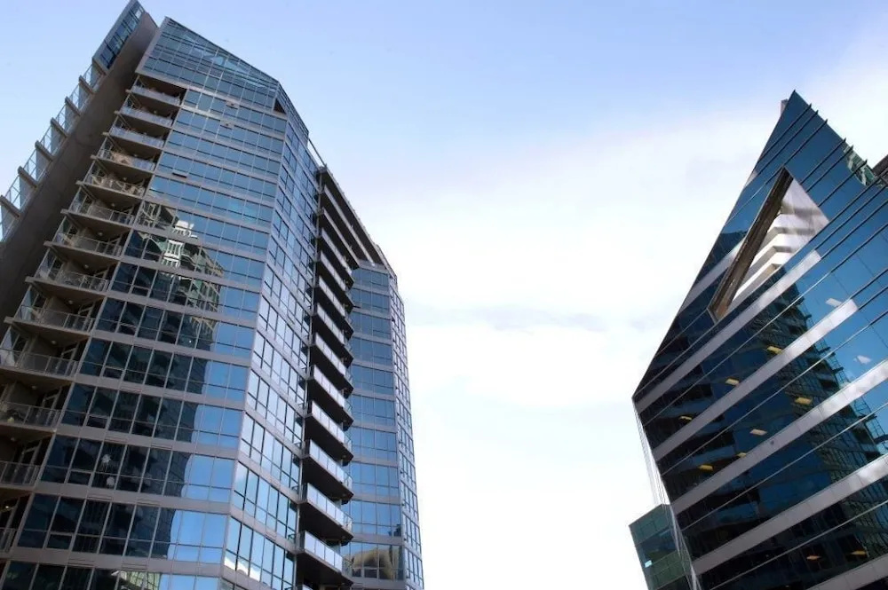 Executive Suites by Roseman - Keynote