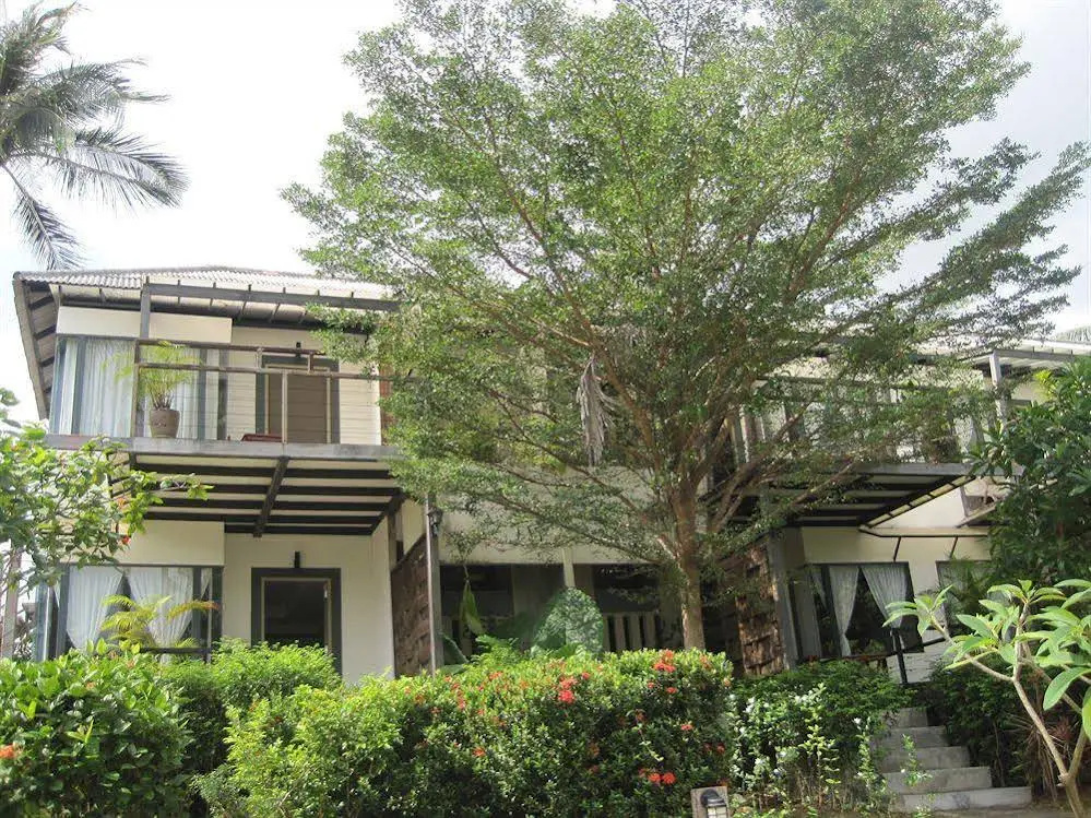 Sira Sarai Garden Home