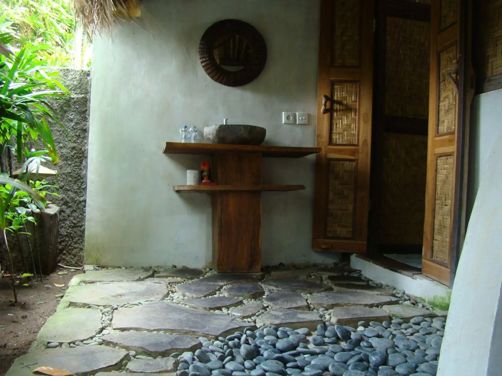 Flower Bud Bungalow