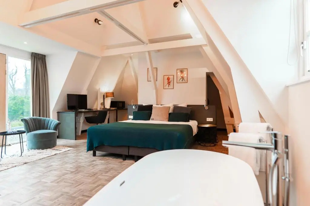 Superior Suite