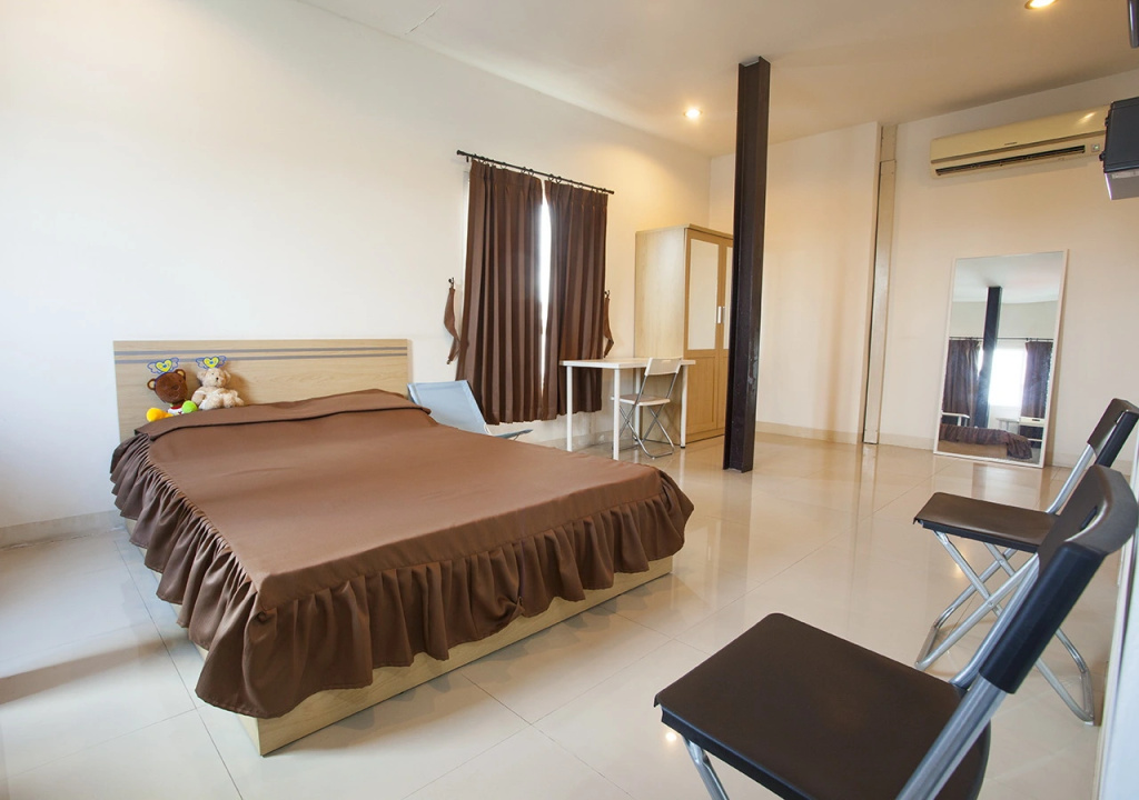 Standard Double room (full double bed)