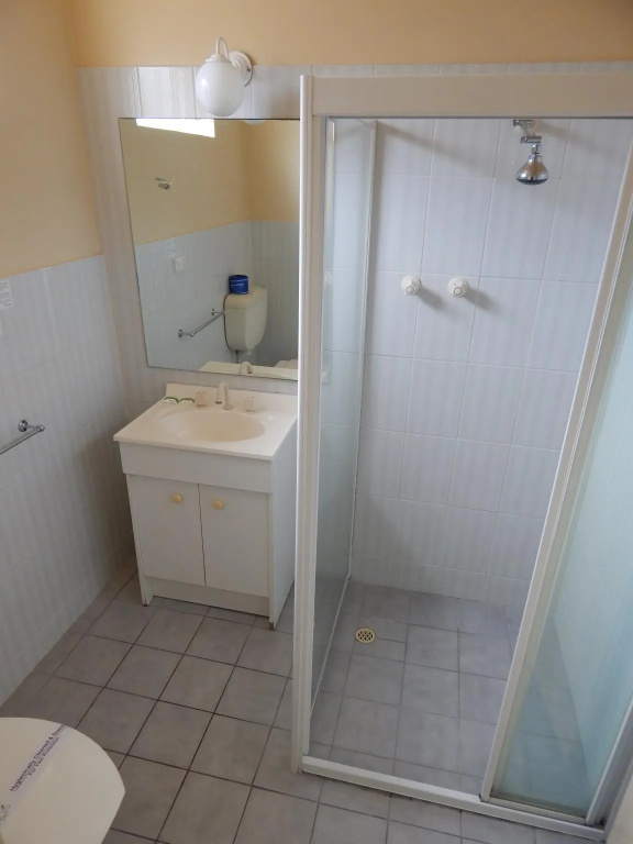Economy Double room (full double bed)