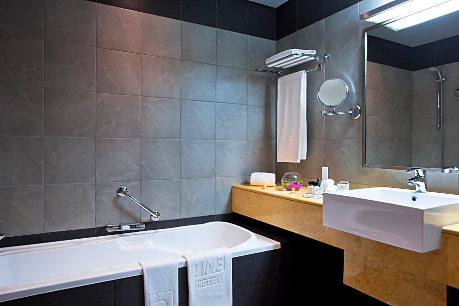TIME Grand Plaza Hotel - Chambres